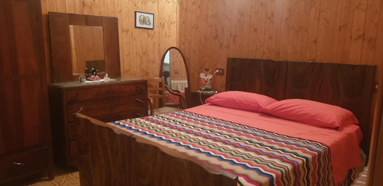 Casa Vacanze Mingos Lodio Di La Carpineta Екстериор снимка