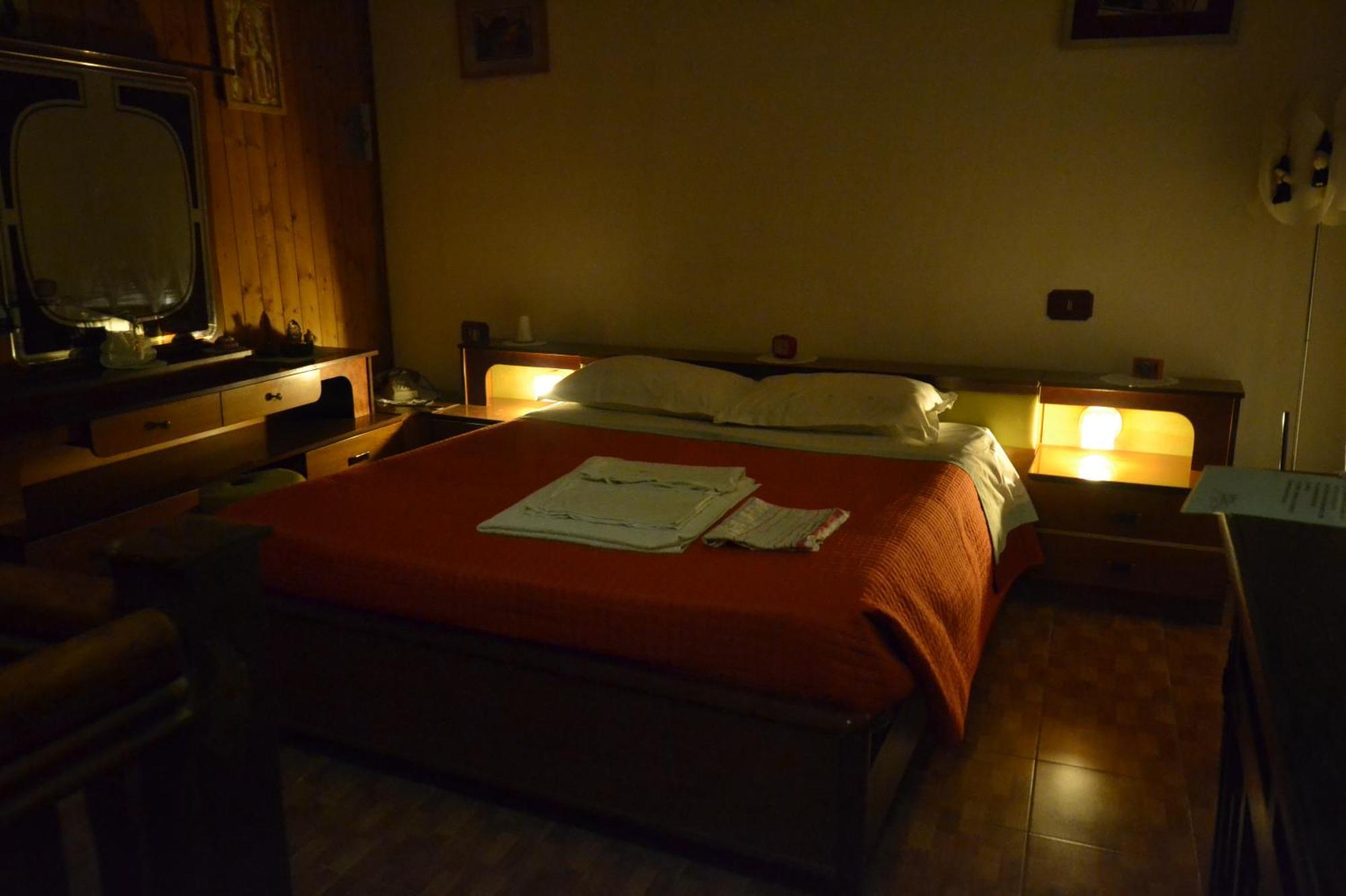Casa Vacanze Mingos Lodio Di La Carpineta Екстериор снимка