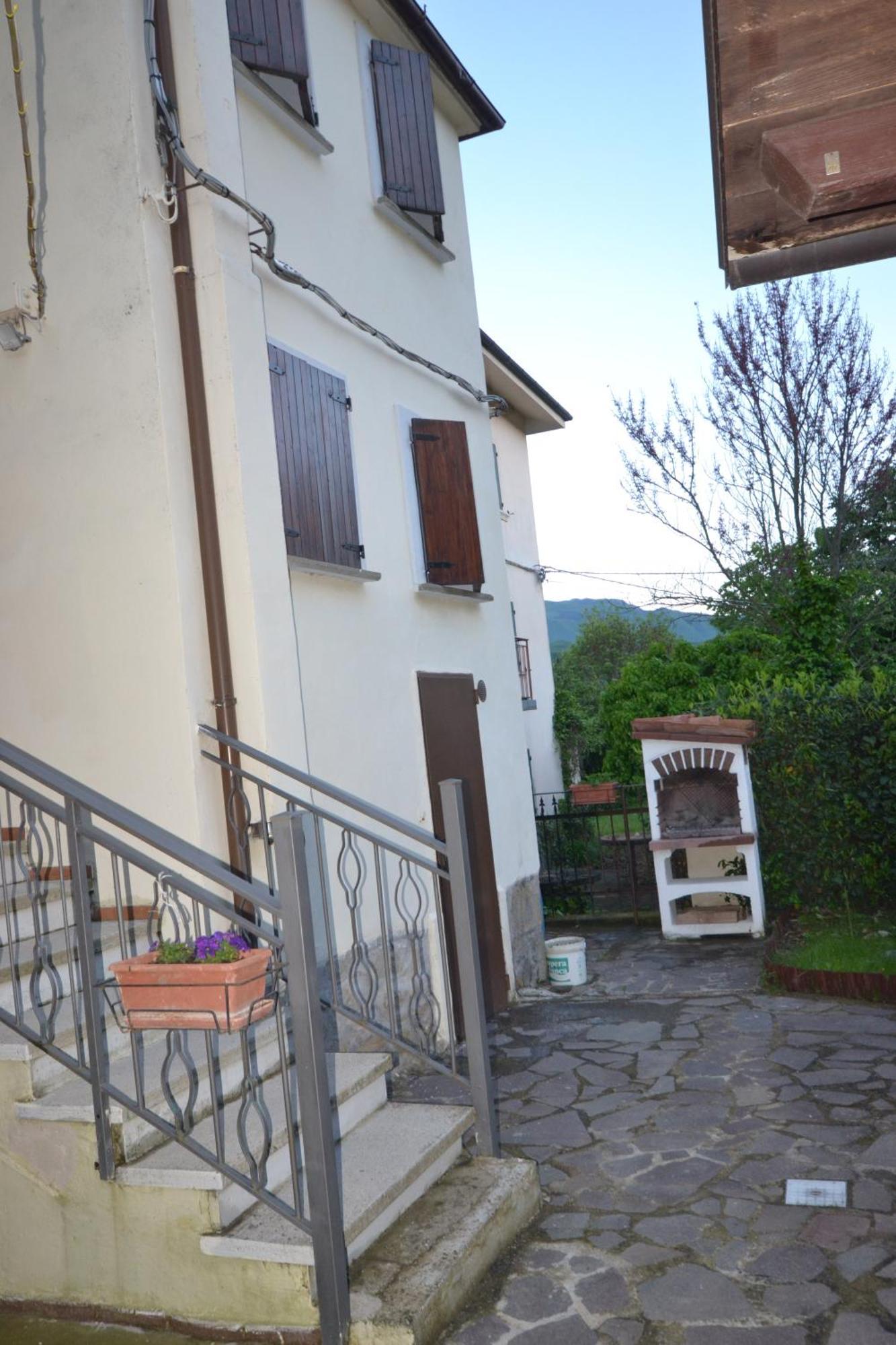 Casa Vacanze Mingos Lodio Di La Carpineta Екстериор снимка